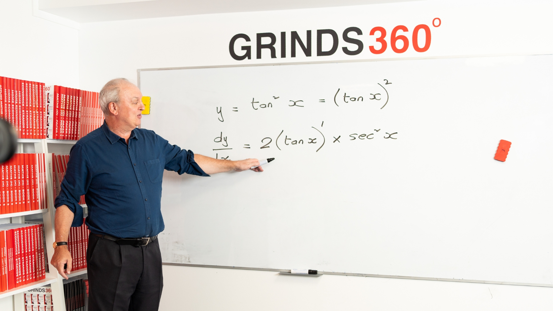Kieran Mills teaching Online Maths Grinds with Grinds360